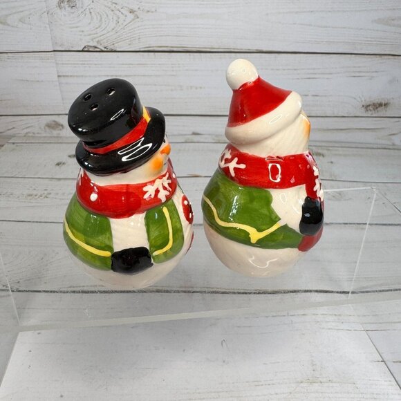 Christmas Snowman Red Scarf Ice Skates Salt & Pepper Shakers Set Ceramic - Picture 2 of 6